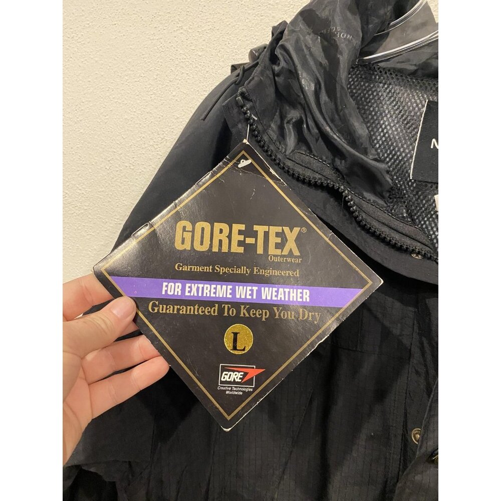 North Face Jacket Mens Large Black Gore Tex Waterproof Hooded Outdoor Rain Coat - Picture 4 of 5